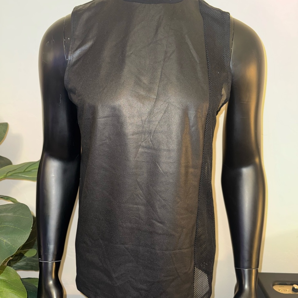 Black Muscle Tee Shirt Tank Top